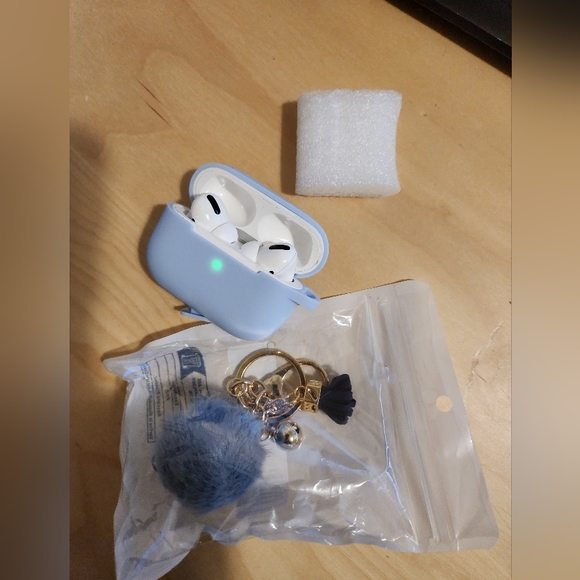 Fluffy Pom Pom Charm Case Compatible With AirPods Pro - Picture 7 of 7